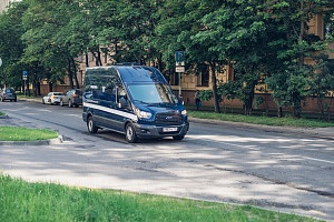 Из Санкт-Петербурга в Екатеринбург: Спецсвязь России доставила экспонаты для выставки