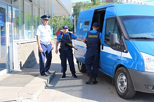 Спецсвязь России доставила награды для юных талантов