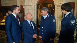 Спецсвязь доставила уникальные исторические артефакты из музеев Сергиева Посада